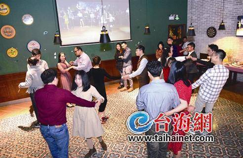 “足球赌注软件APP”中国宏桥与中信信托、中信银行在香港举行战略合作签约仪式(图1) 足球赌注软件APP